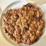 healthy oatmeal chocolate chip cookie.