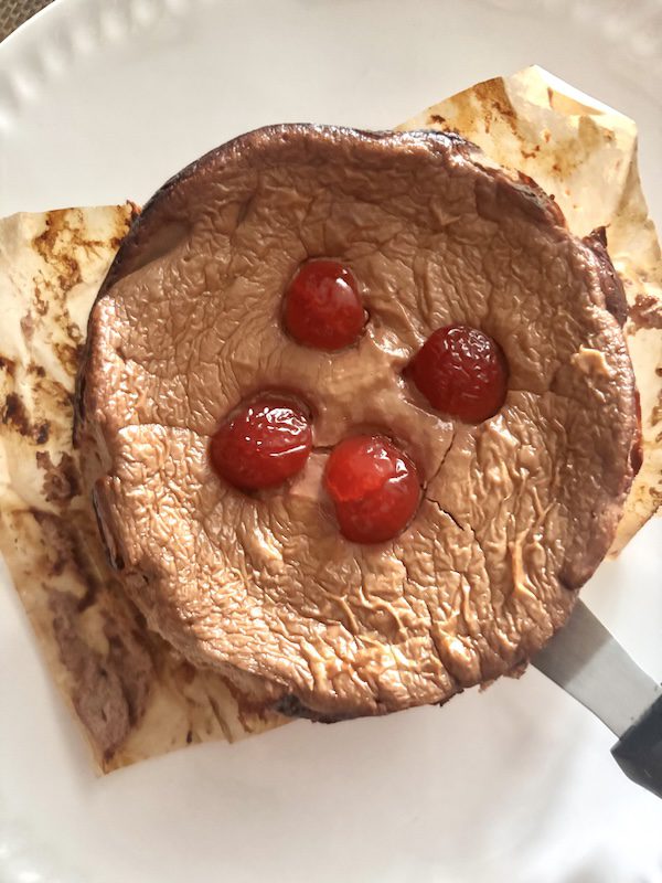 goat's cheesecake with chocolate and cherries flavor.