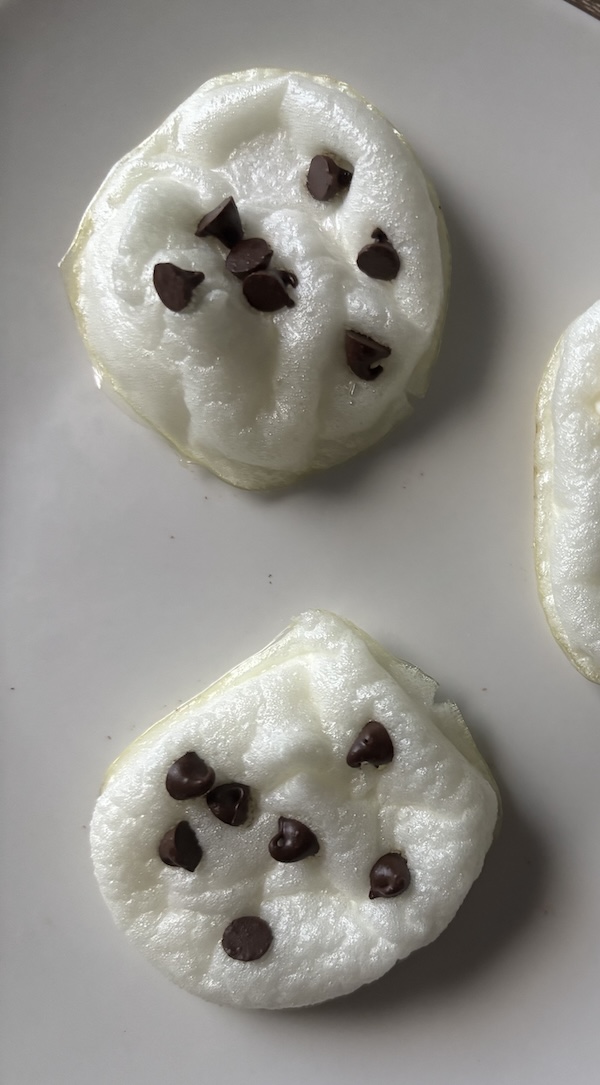meringue cookie baked in oven.